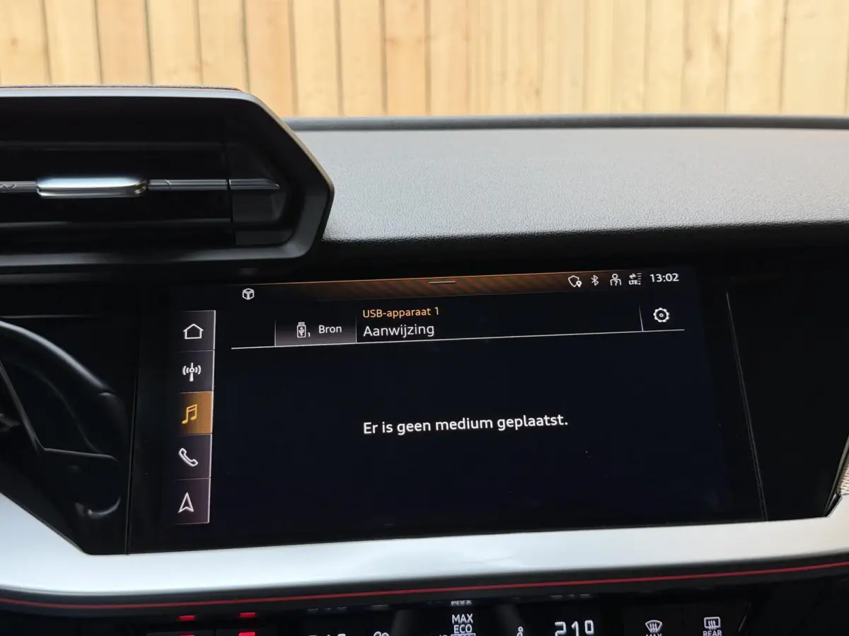 40 TFSI e Advanced edition SoH 97,6% | Apple CarPlay/Android Auto | Cruise & climate control | LED verlichting | Navigatiesysteem | Sfeerverlichting | Sportstoelen | Parkeersensoren achter |