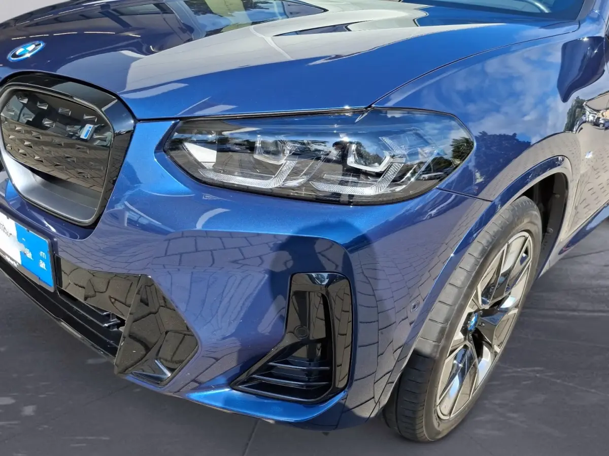 M-SPORT 80 kWh (210kW/286pk) ** LED, LEDER, PANO, TREKH, VERW. STUUR, 20-inch LMV ** 1e EIG - UNFALLFREI ** ** INFORMEER OOK NAAR ONZE AANTREKKELIJKE FINANCIAL-LEASE TARIEVEN **