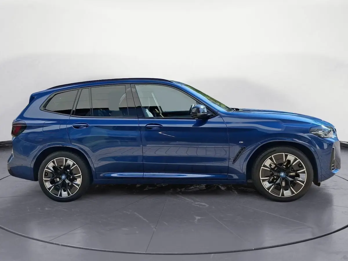 M-SPORT 80 kWh (210kW/286pk) ** LED, LEDER, PANO, TREKH, VERW. STUUR, 20-inch LMV ** 1e EIG - UNFALLFREI ** ** INFORMEER OOK NAAR ONZE AANTREKKELIJKE FINANCIAL-LEASE TARIEVEN **