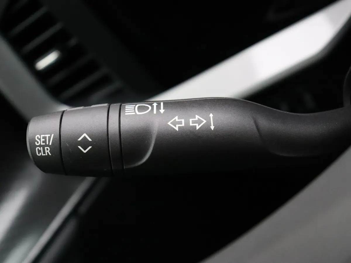 GS Line 50-kWh 11kw bl. | 11 kW 3-fase laden | Cruise control | Achteruitrijcamera | Climate control | Navigatie | Keyless | LED verlichting |
