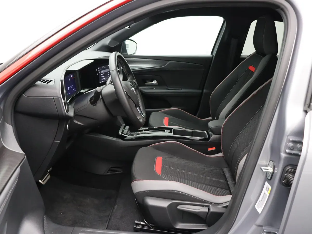 GS Line 50-kWh 11kw bl. | 11 kW 3-fase laden | Cruise control | Achteruitrijcamera | Climate control | Navigatie | Keyless | LED verlichting |