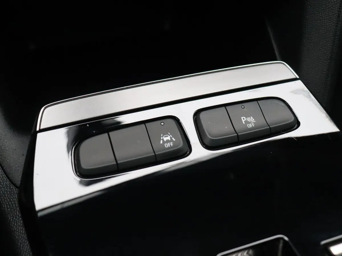 GS Line 50-kWh 11kw bl. | 11 kW 3-fase laden | Cruise control | Achteruitrijcamera | Climate control | Navigatie | Keyless | LED verlichting |
