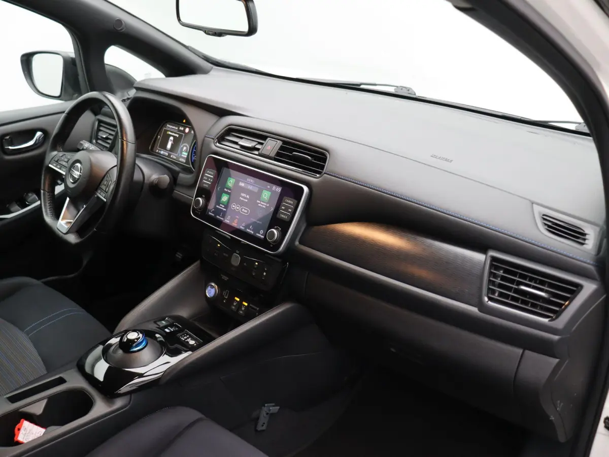 e+ N-Connecta 62 kWh | Stoelverwarming voor & achter | Stuurverwarming | ProPILOT | Climate control | Apple CarPlay | DAB radio |