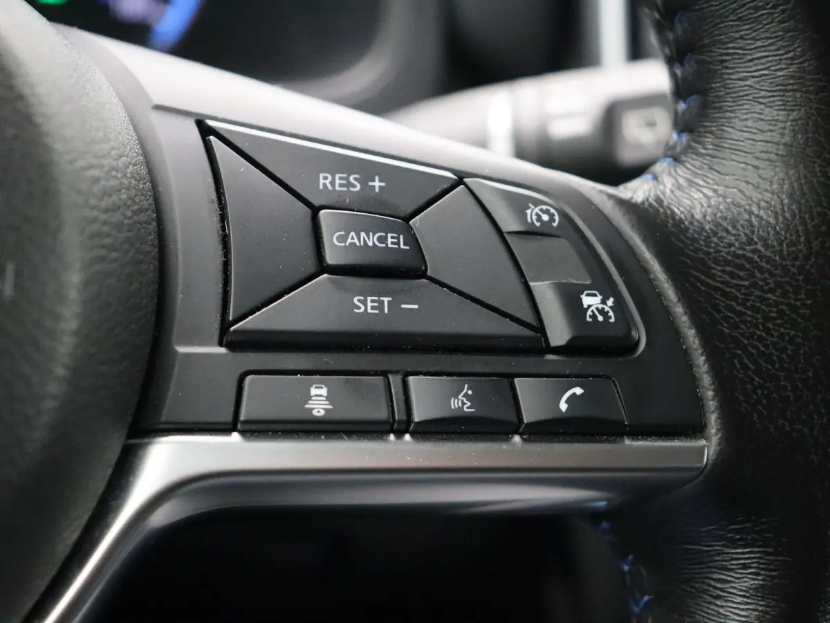 e+ N-Connecta 62 kWh | Stoelverwarming voor & achter | Stuurverwarming | ProPILOT | Climate control | Apple CarPlay | DAB radio |