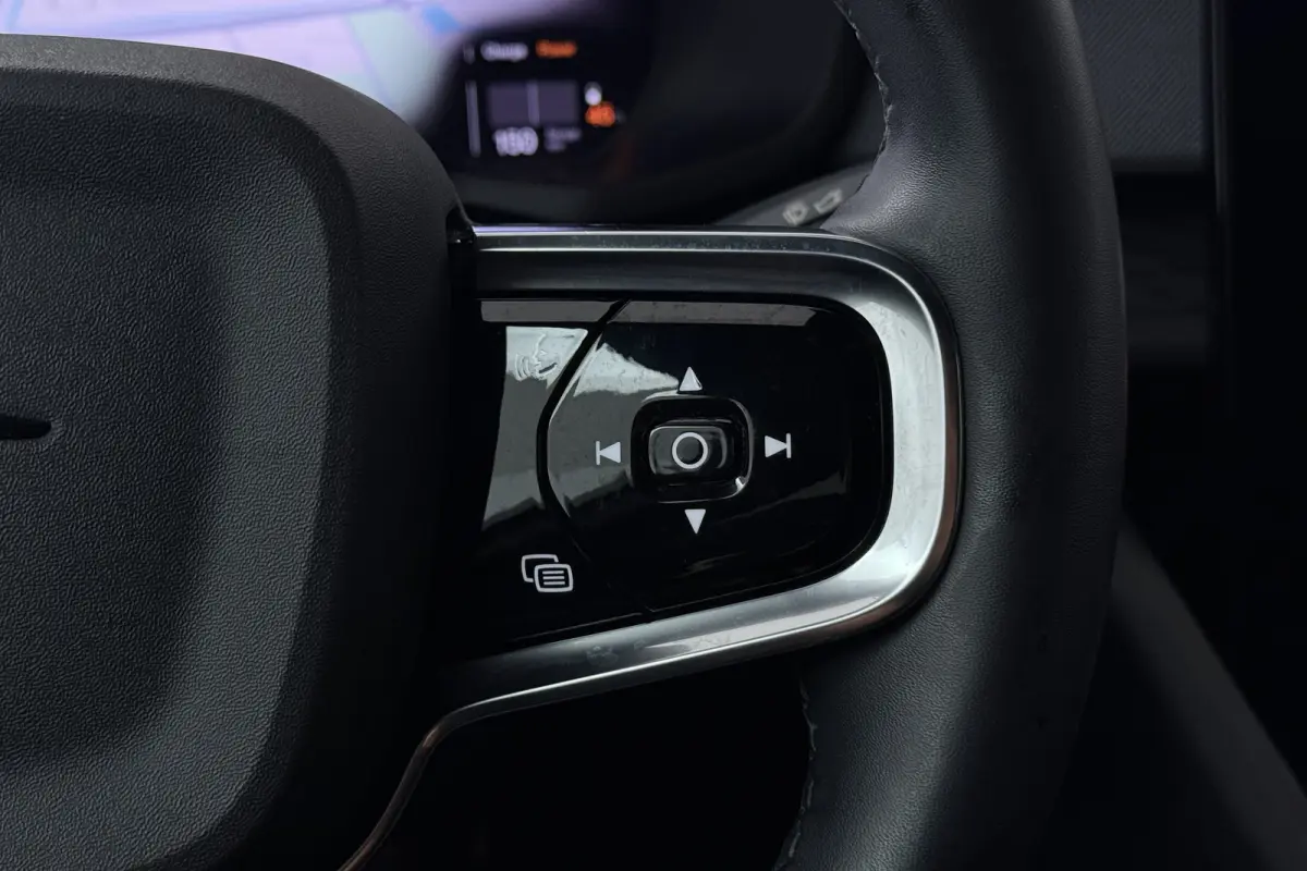 Standard Range Single Motor 63kWh (CAMERA, STOELVERWARMING, CARPLAY)
