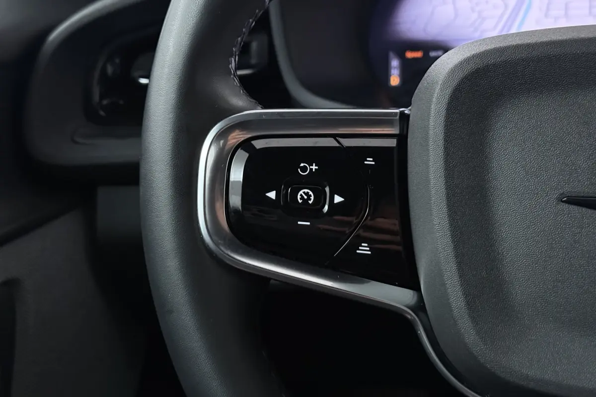 Standard Range Single Motor 63kWh (CAMERA, STOELVERWARMING, CARPLAY)