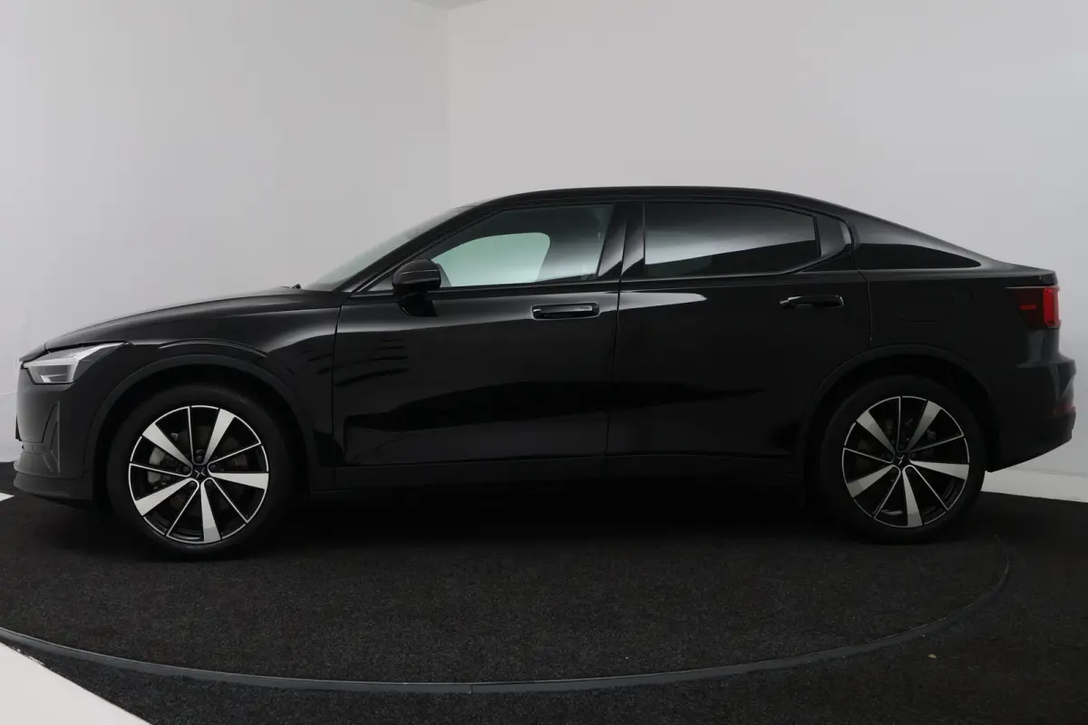 Standard Range Single Motor 63kWh (CAMERA, STOELVERWARMING, CARPLAY)