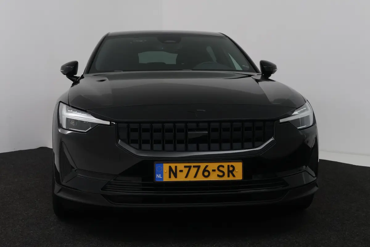 Standard Range Single Motor 63kWh (CAMERA, STOELVERWARMING, CARPLAY)