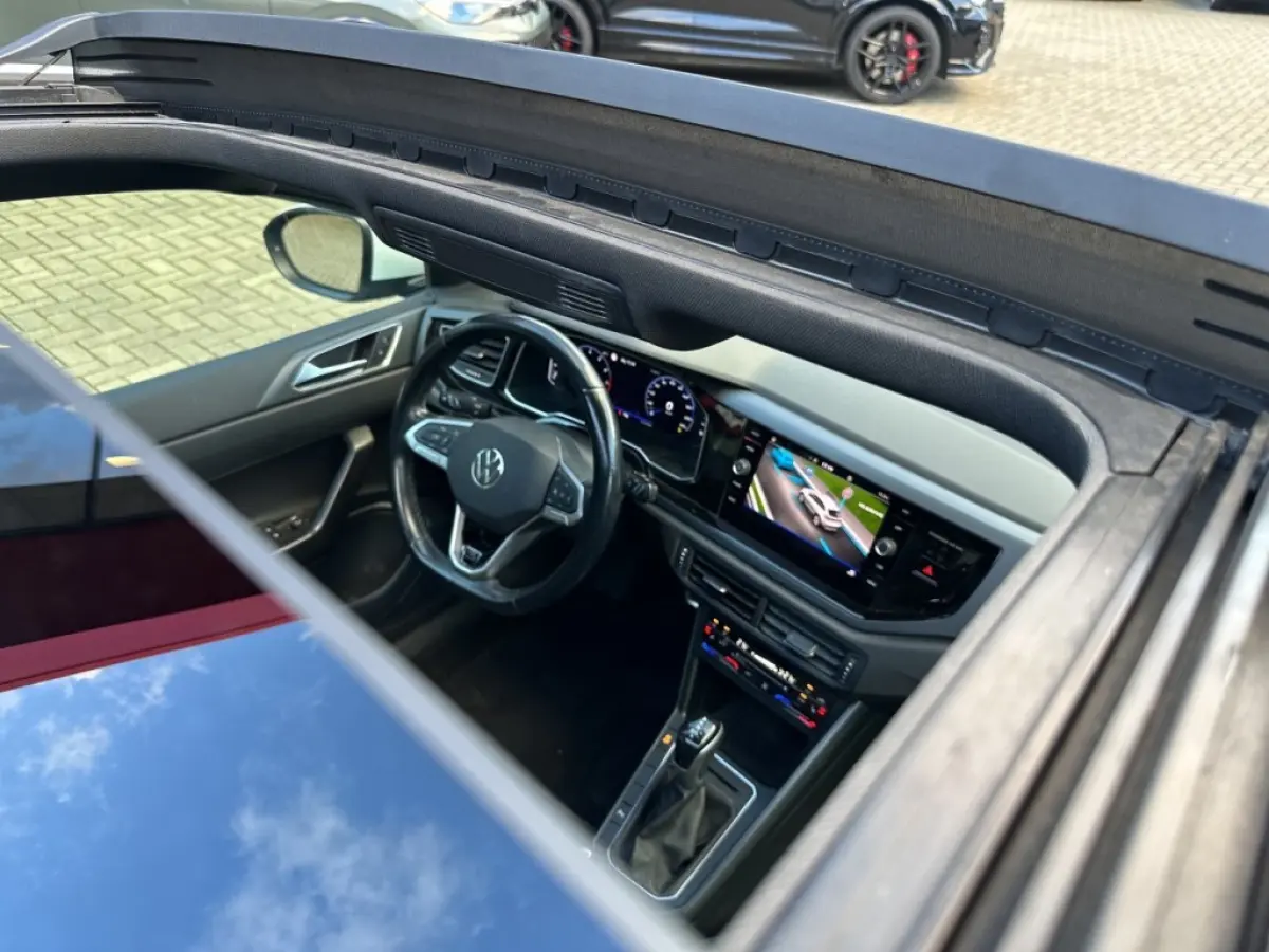 1.0 TSI DSG R-LINE PANO-DAK/CAMERA/ACC/IQ-LIGHTS/STOELVERW/CARPLAY