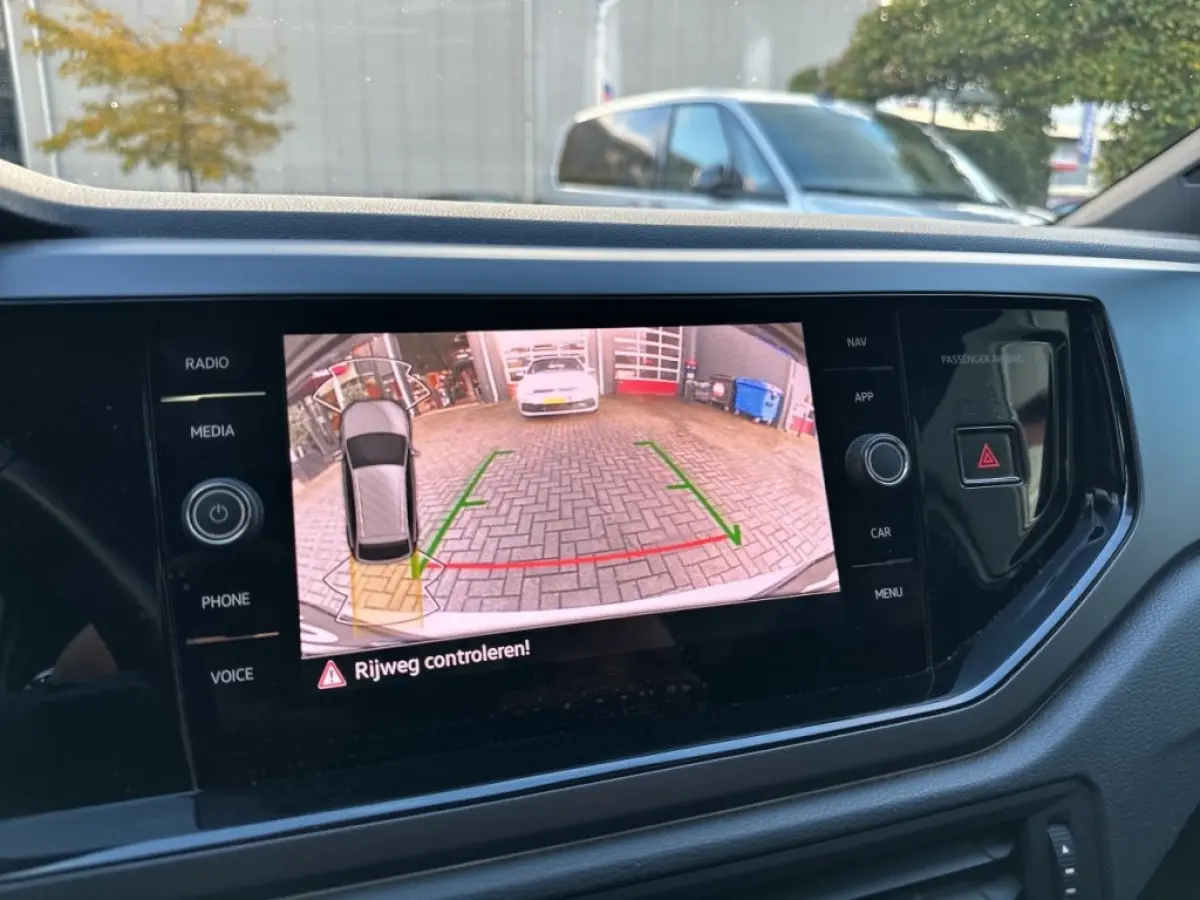 1.0 TSI DSG R-LINE PANO-DAK/CAMERA/ACC/IQ-LIGHTS/STOELVERW/CARPLAY