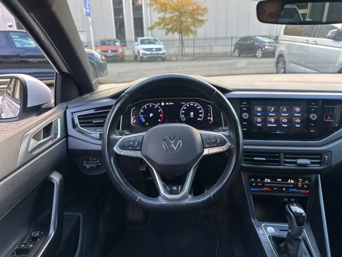 1.0 TSI DSG R-LINE PANO-DAK/CAMERA/ACC/IQ-LIGHTS/STOELVERW/CARPLAY