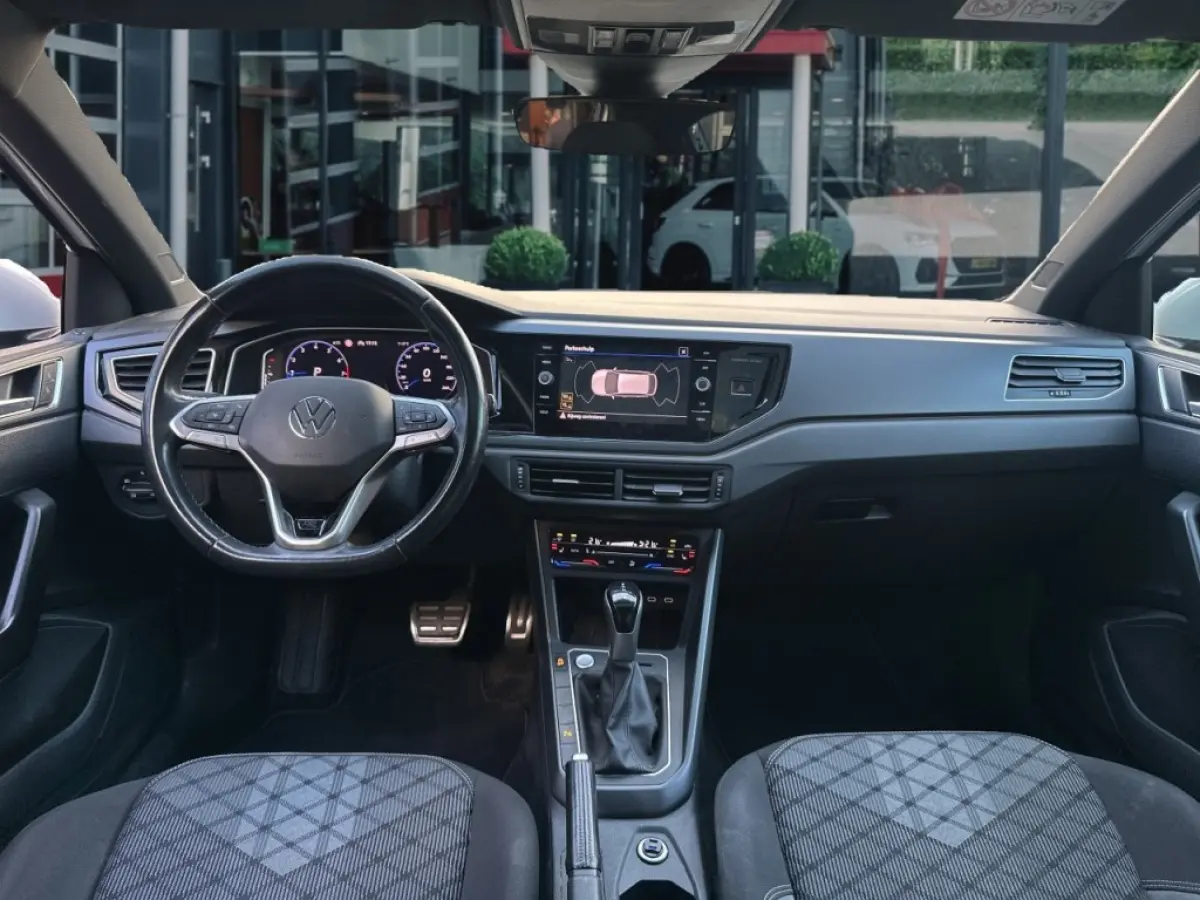 1.0 TSI DSG R-LINE PANO-DAK/CAMERA/ACC/IQ-LIGHTS/STOELVERW/CARPLAY