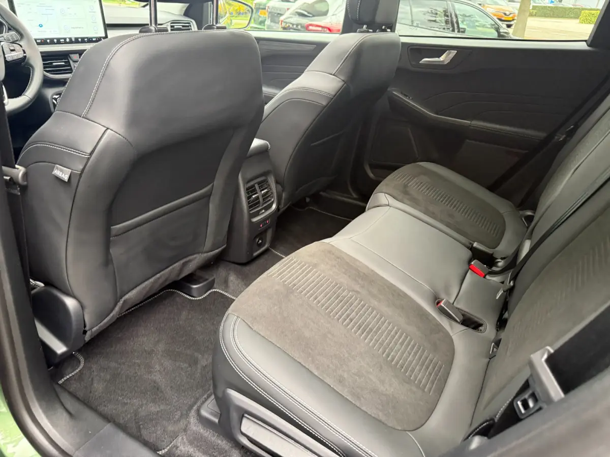 2.5 243pk PHEV Active X Winter, Panorama, HUD, Adop Cruise, 360gr-camera etc.