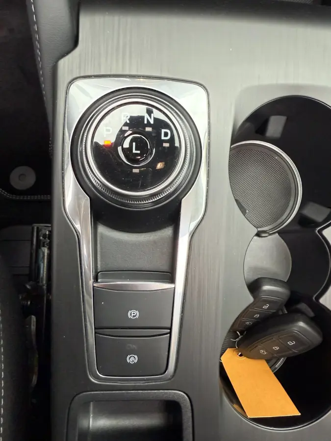2.5 243pk PHEV Active X Winter, Panorama, HUD, Adop Cruise, 360gr-camera etc.