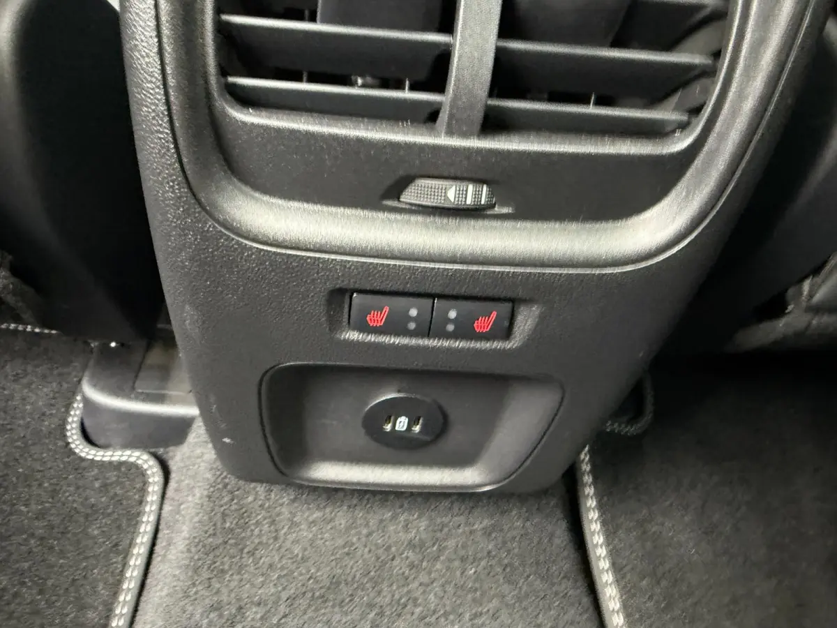 2.5 243pk PHEV Active X Winter, Panorama, HUD, Adop Cruise, 360gr-camera etc.