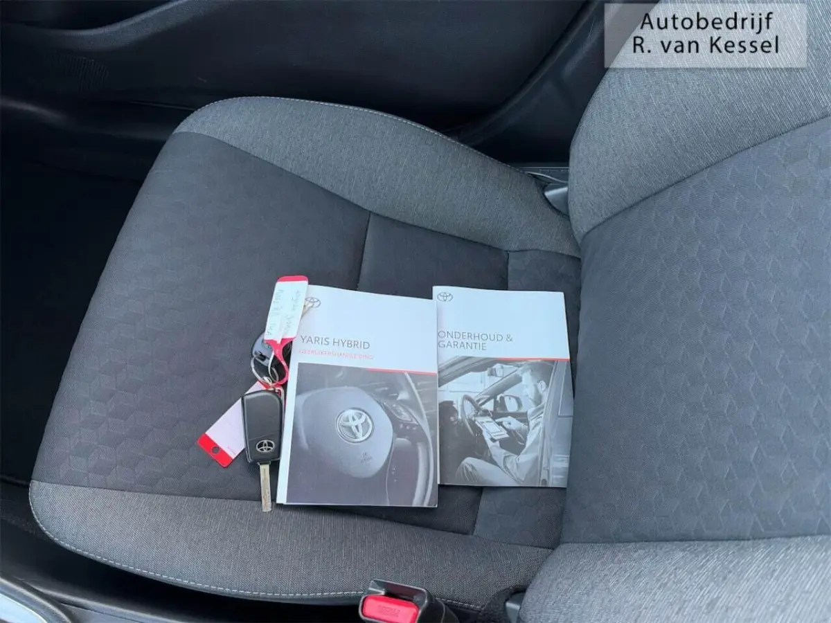 1.5 Hybrid Active I ACC I Carplay I 4-seizoensbanden I 1e Eig. I NL-auto
