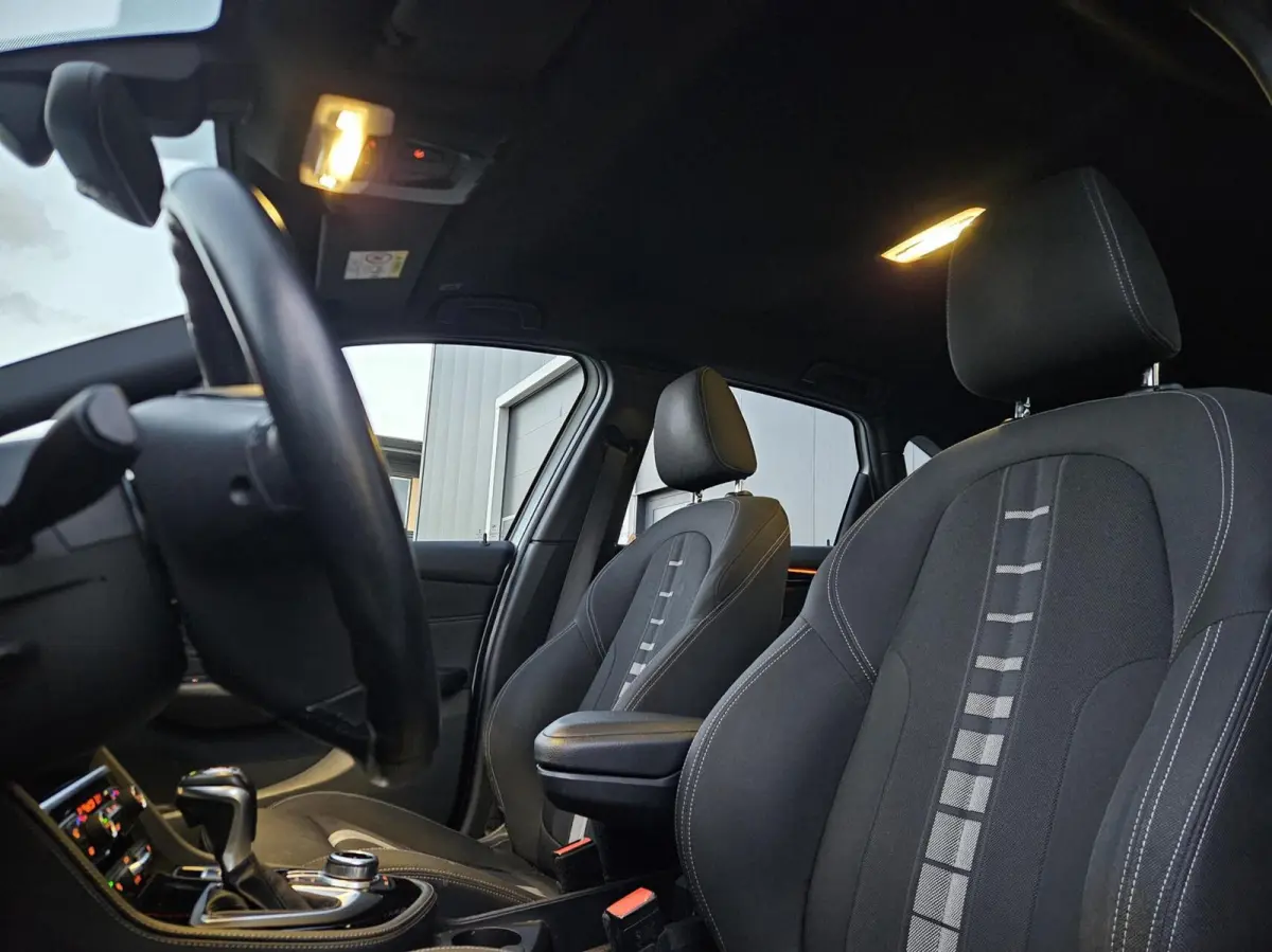 218i High Executive Sport Automaat
