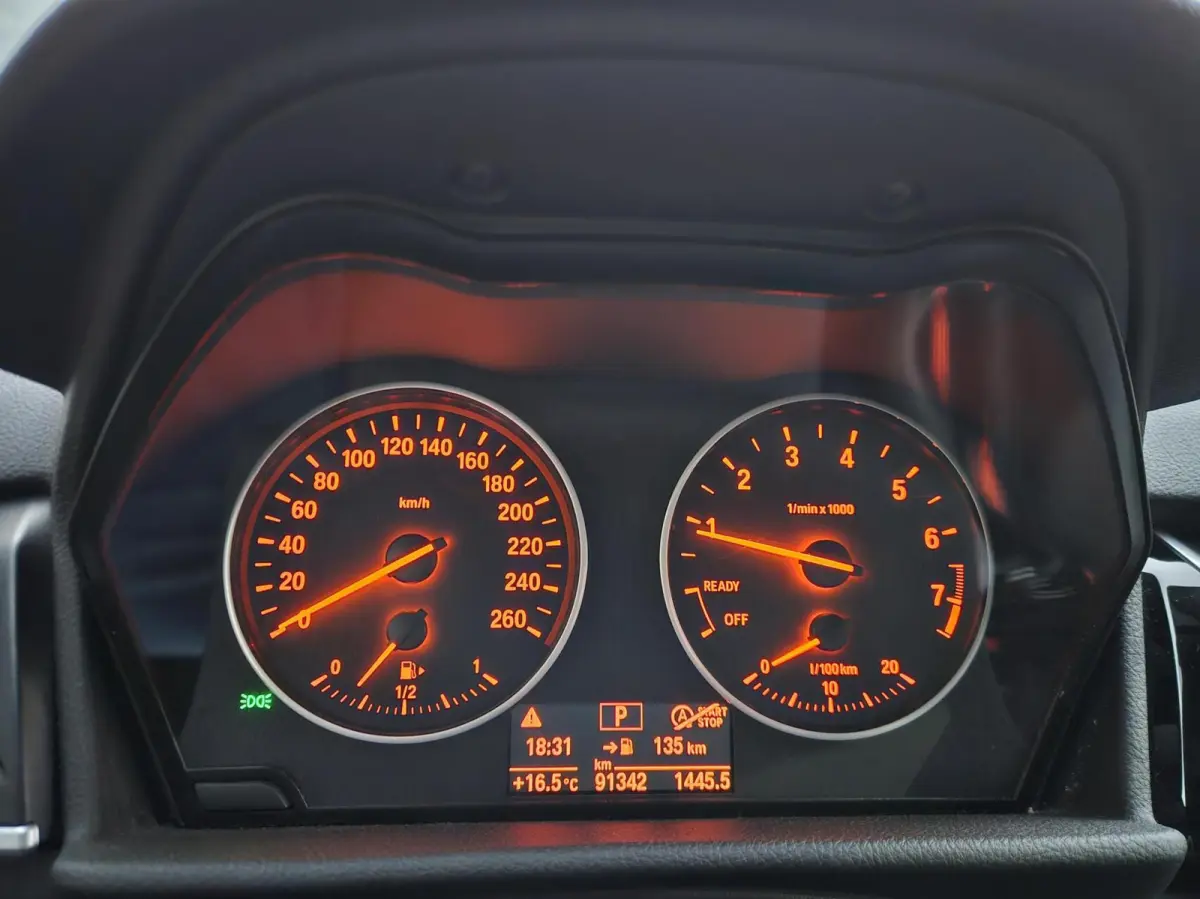 218i High Executive Sport Automaat