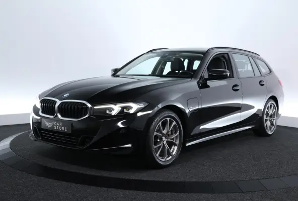 330e LCI FACELIFT|LED|292PK|CARPLAY|SHADOW LINE|ST VWM|17"