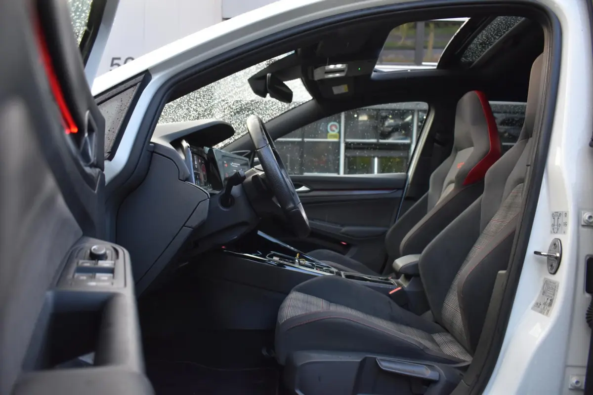 2.0 TSI GTI Pano IQ HK Camera Trekhaak