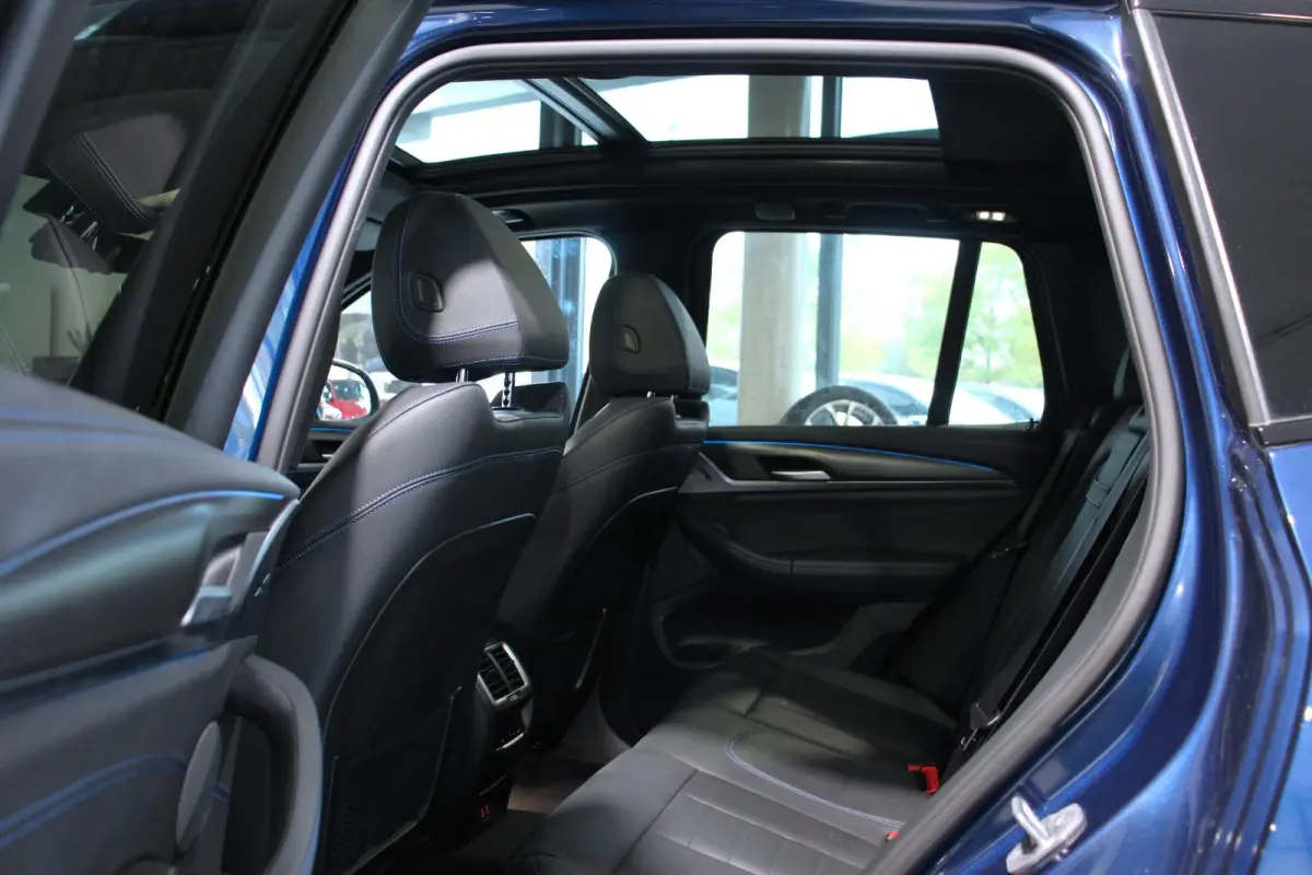 M-SPORT 80 kWh (210kW/286pk) ** LED, LEDER, PANO, VERW. STUUR, 20-inch LMV ** 1e EIG - BMW GARANTIE t/m 04/29 ** ** INFORMEER OOK NAAR ONZE AANTREKKELIJKE FINANCIAL-LEASE TARIEVEN **