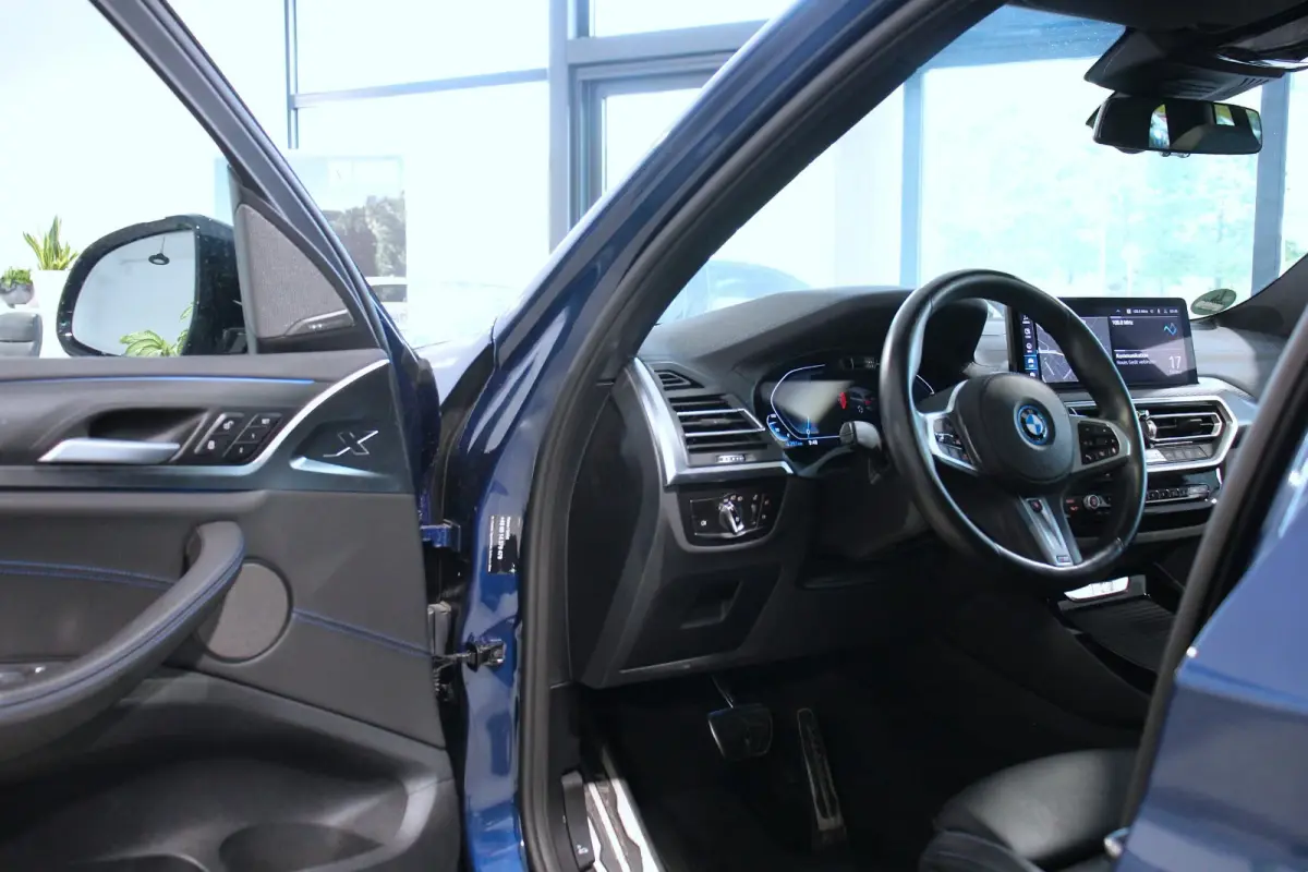 M-SPORT 80 kWh (210kW/286pk) ** LED, LEDER, PANO, VERW. STUUR, 20-inch LMV ** 1e EIG - BMW GARANTIE t/m 04/29 ** ** INFORMEER OOK NAAR ONZE AANTREKKELIJKE FINANCIAL-LEASE TARIEVEN **