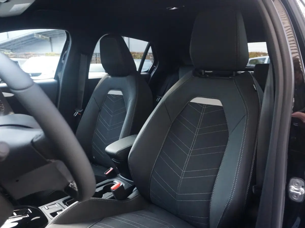 1.2 Turbo Hybrid Ultimate Leder Alcantara