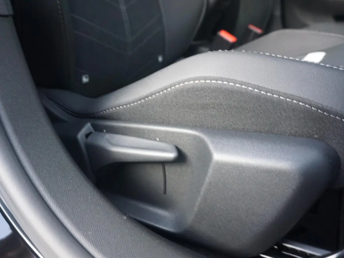 1.2 Turbo Hybrid Ultimate Leder Alcantara
