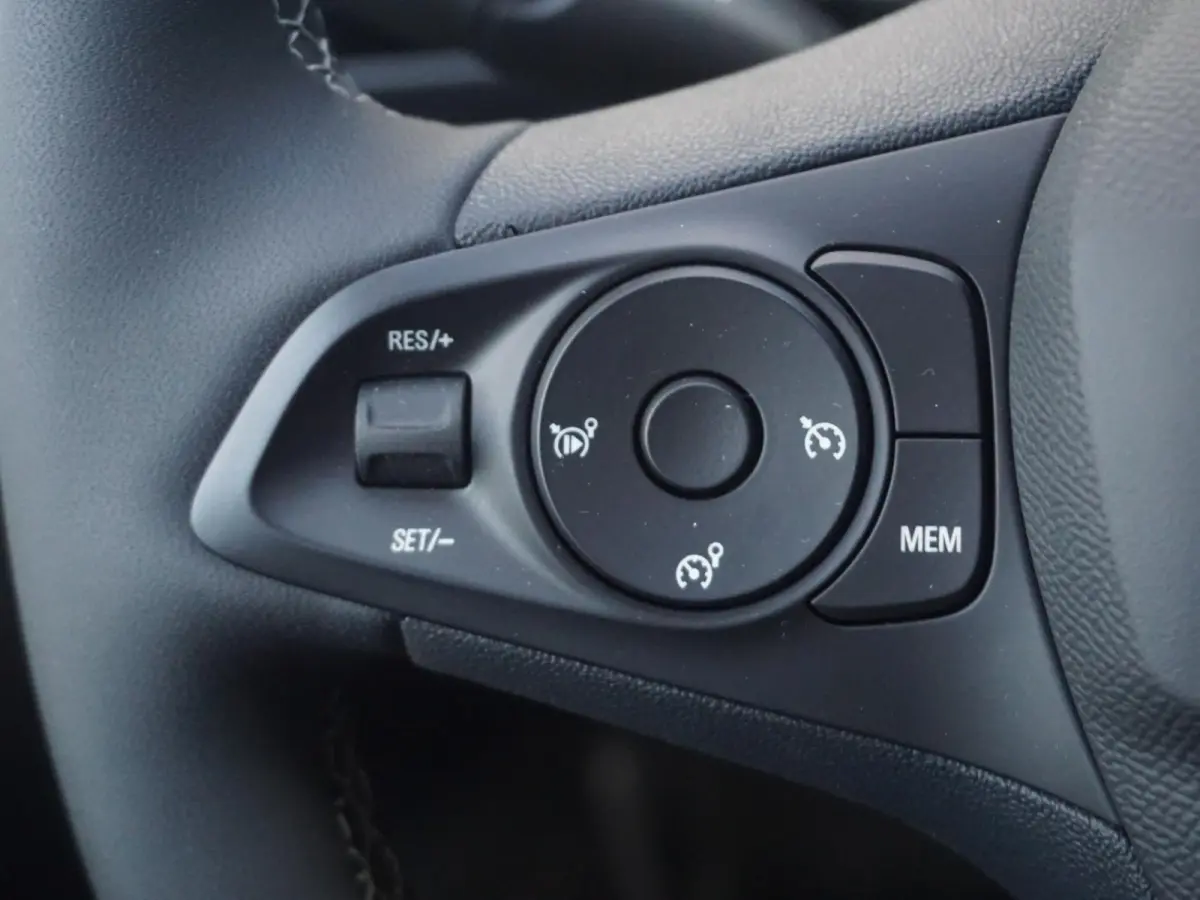 1.2 Turbo Hybrid Ultimate Leder Alcantara