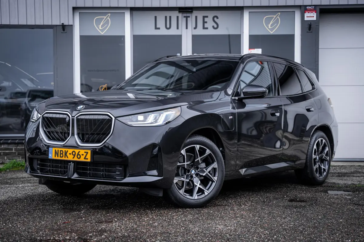 30e xDrive M-Sport Harman/Kardon|Trekhaak|Leder|Stoelmemory|360°camera|Stuurverw.|Nieuwstaat