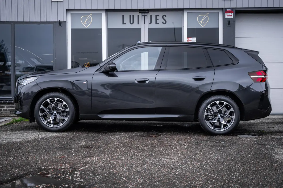 30e xDrive M-Sport Harman/Kardon|Trekhaak|Leder|Stoelmemory|360°camera|Stuurverw.|Nieuwstaat
