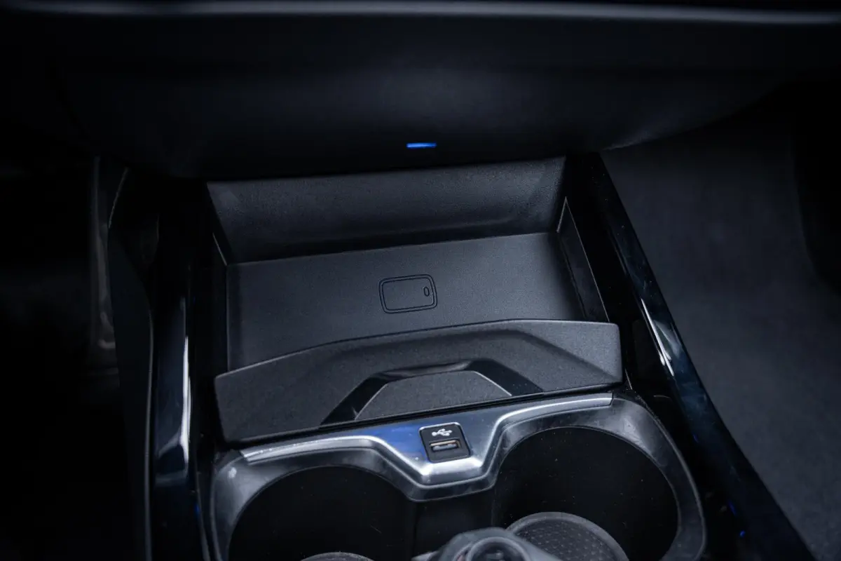 118i M-Sport Schaalstoelen|NL-auto|1e-eig.|StormBay|Carplay|Dealeronderhouden