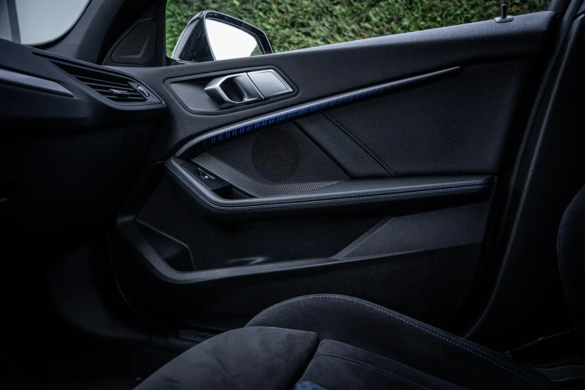 118i M-Sport Schaalstoelen|NL-auto|1e-eig.|StormBay|Carplay|Dealeronderhouden