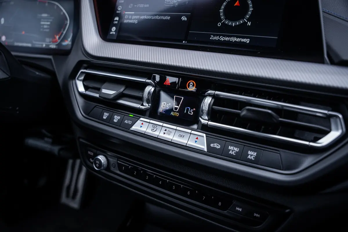118i M-Sport Schaalstoelen|NL-auto|1e-eig.|StormBay|Carplay|Dealeronderhouden