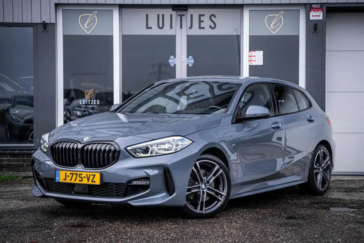 118i M-Sport Schaalstoelen|NL-auto|1e-eig.|StormBay|Carplay|Dealeronderhouden