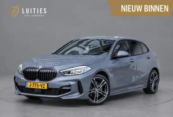 118i M-Sport Schaalstoelen|NL-auto|1e-eig.|StormBay|Carplay|Dealeronderhouden