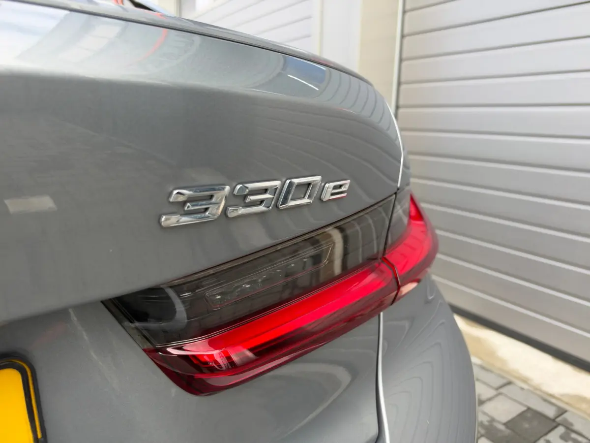 330e M-Sport LED LEDER HUD DAK NAVI BOMVOL