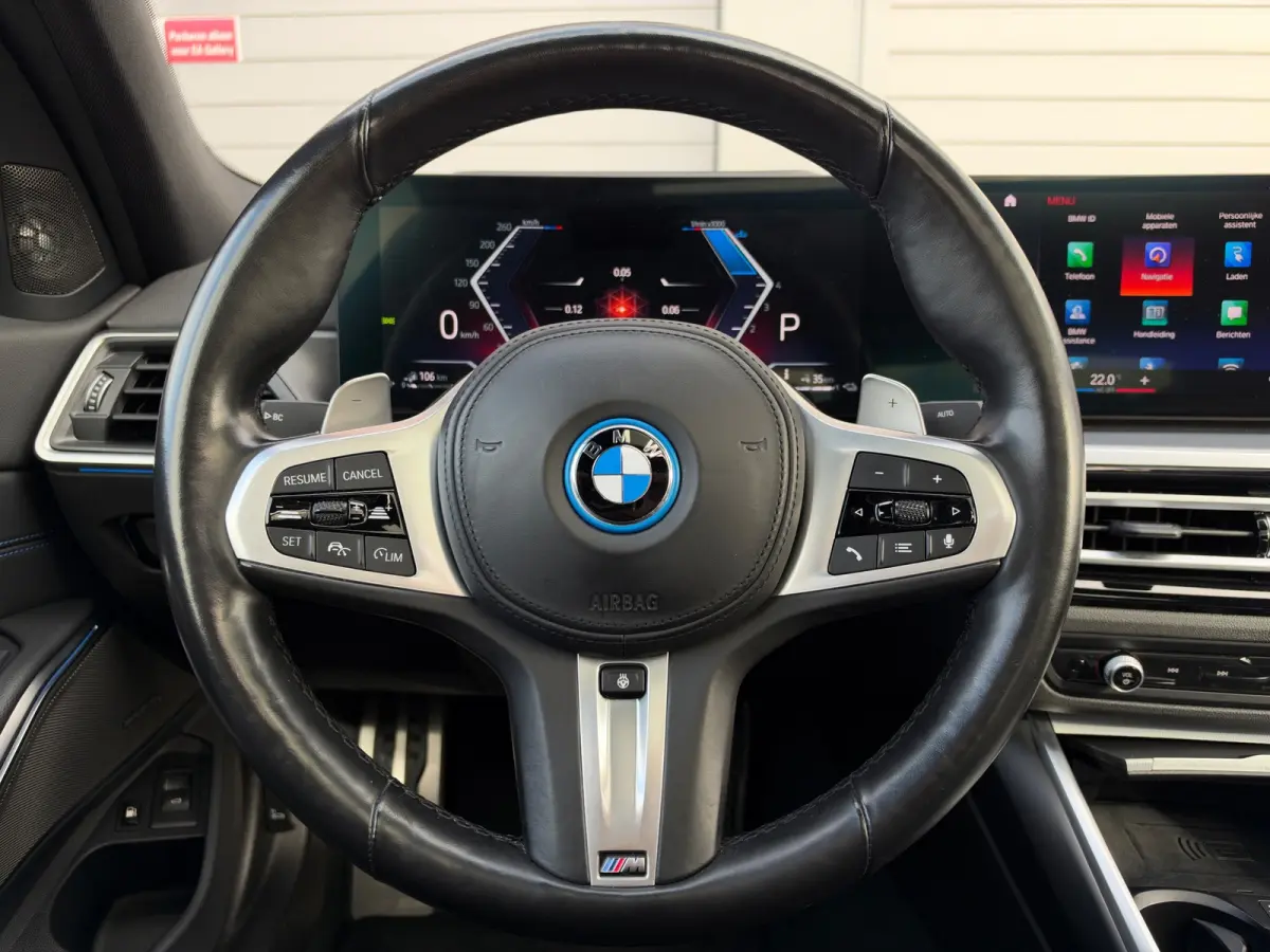 330e M-Sport LED LEDER HUD DAK NAVI BOMVOL