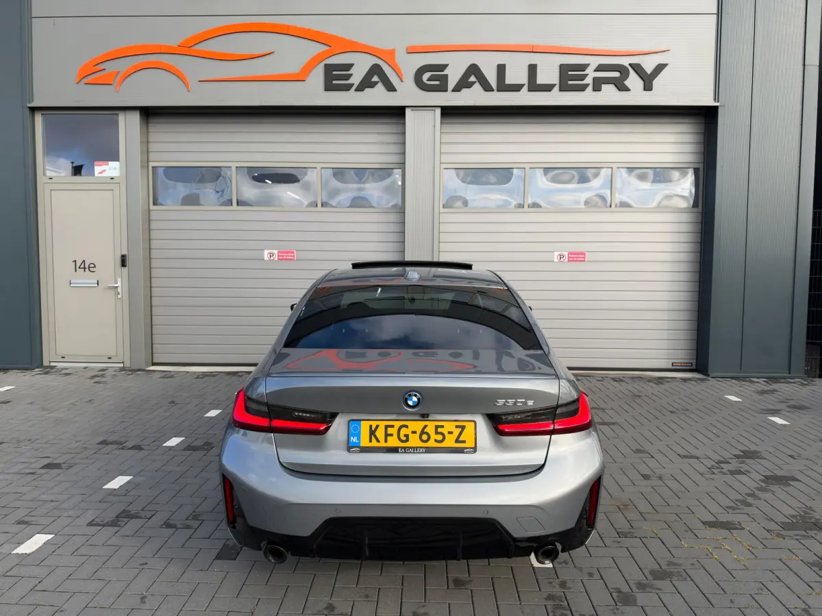330e M-Sport LED LEDER HUD DAK NAVI BOMVOL