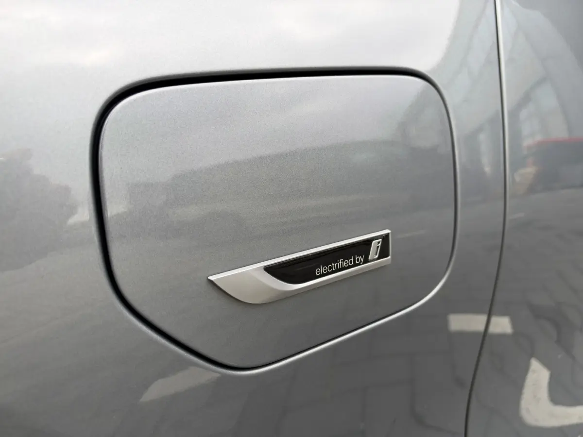 330e M-Sport LED LEDER HUD DAK NAVI BOMVOL