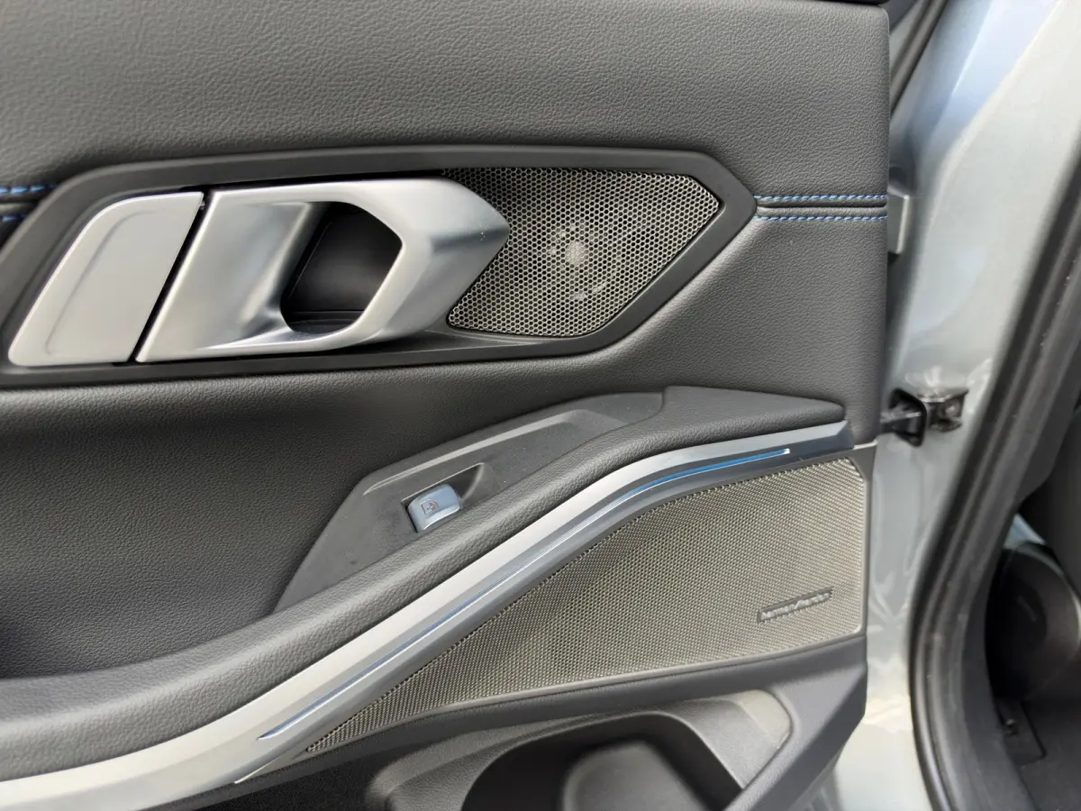 330e M-Sport LED LEDER HUD DAK NAVI BOMVOL