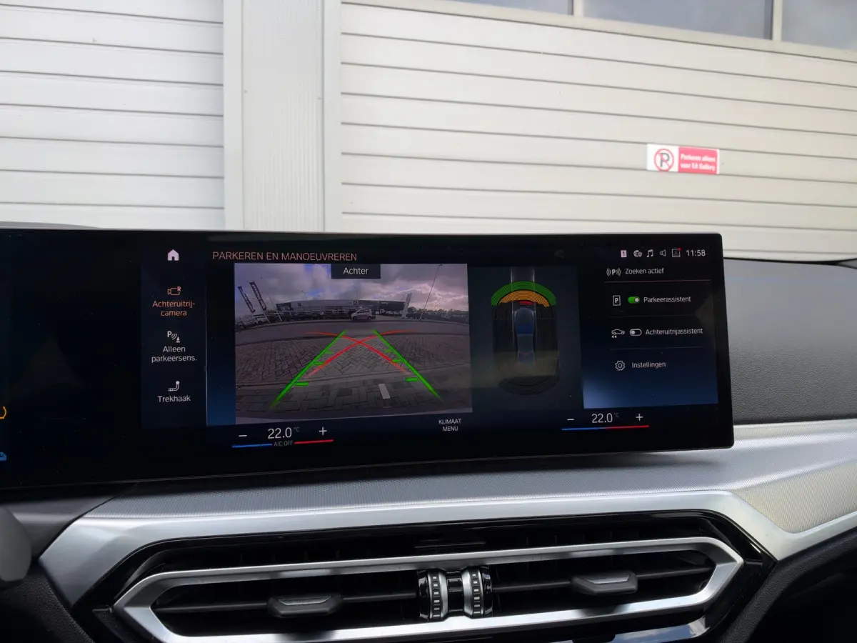 330e M-Sport LED LEDER HUD DAK NAVI BOMVOL