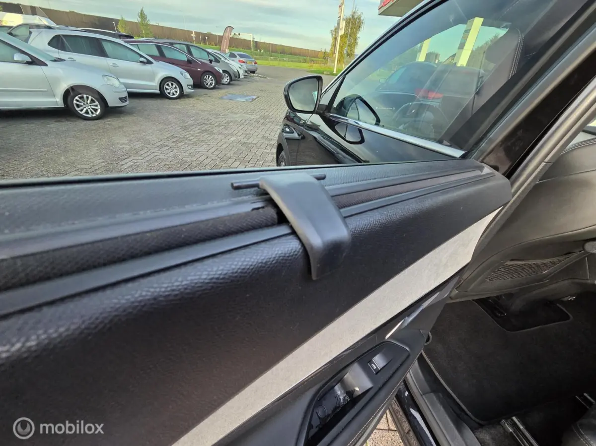 1.2 PureTech GT Aut/Carplay/Virtual/7Pers/Leder
