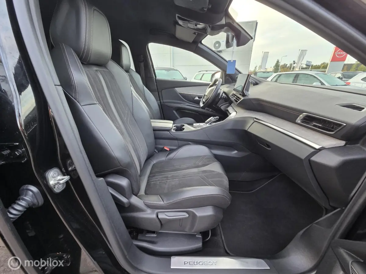 1.2 PureTech GT Aut/Carplay/Virtual/7Pers/Leder