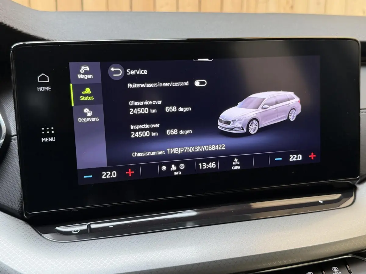1.0 TSI Ambition Apple CarPlay/Android Auto | Cruise & climate control | LED verlichting | Keyless start | Navigatiesysteem | Parkeersensoren achter | Trekhaak