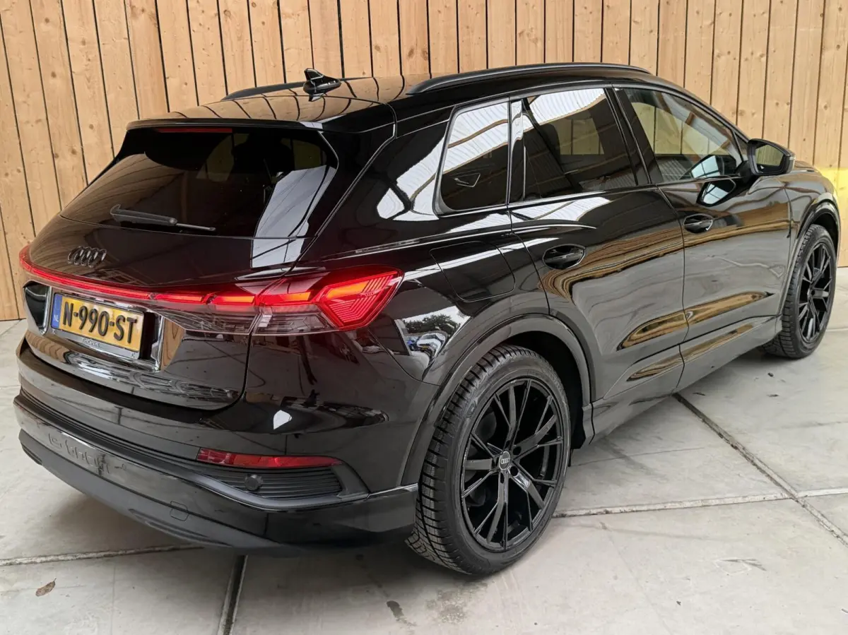 40 Launch edition Advanced Plus 77 kWh SoH 96,49% Achteruitrijcamera | Apple CarPlay/Android Auto | Adaptieve cruise control | Climate control | Getint glas | Leren bekleding | SONOS audio |