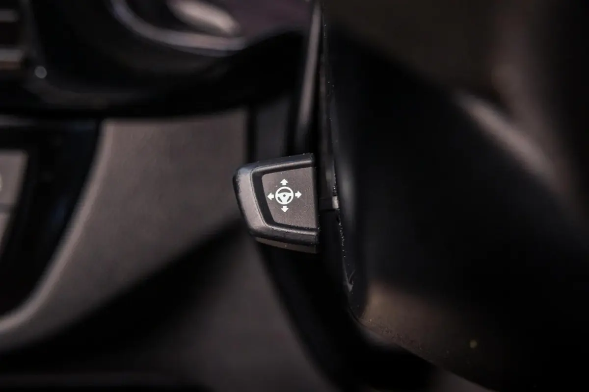 520i M-Sport|Memory|Trekhaak|HiFi|Sfeer|Orig NL|Leder