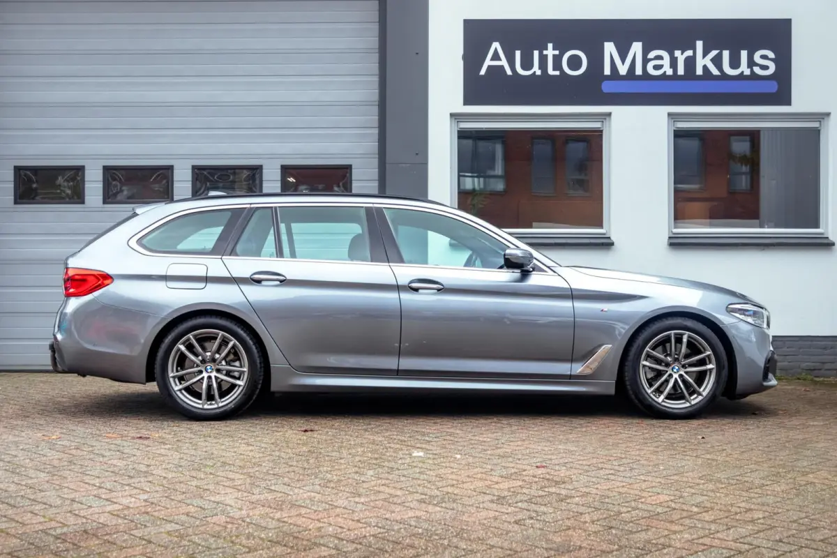 520i M-Sport|Memory|Trekhaak|HiFi|Sfeer|Orig NL|Leder