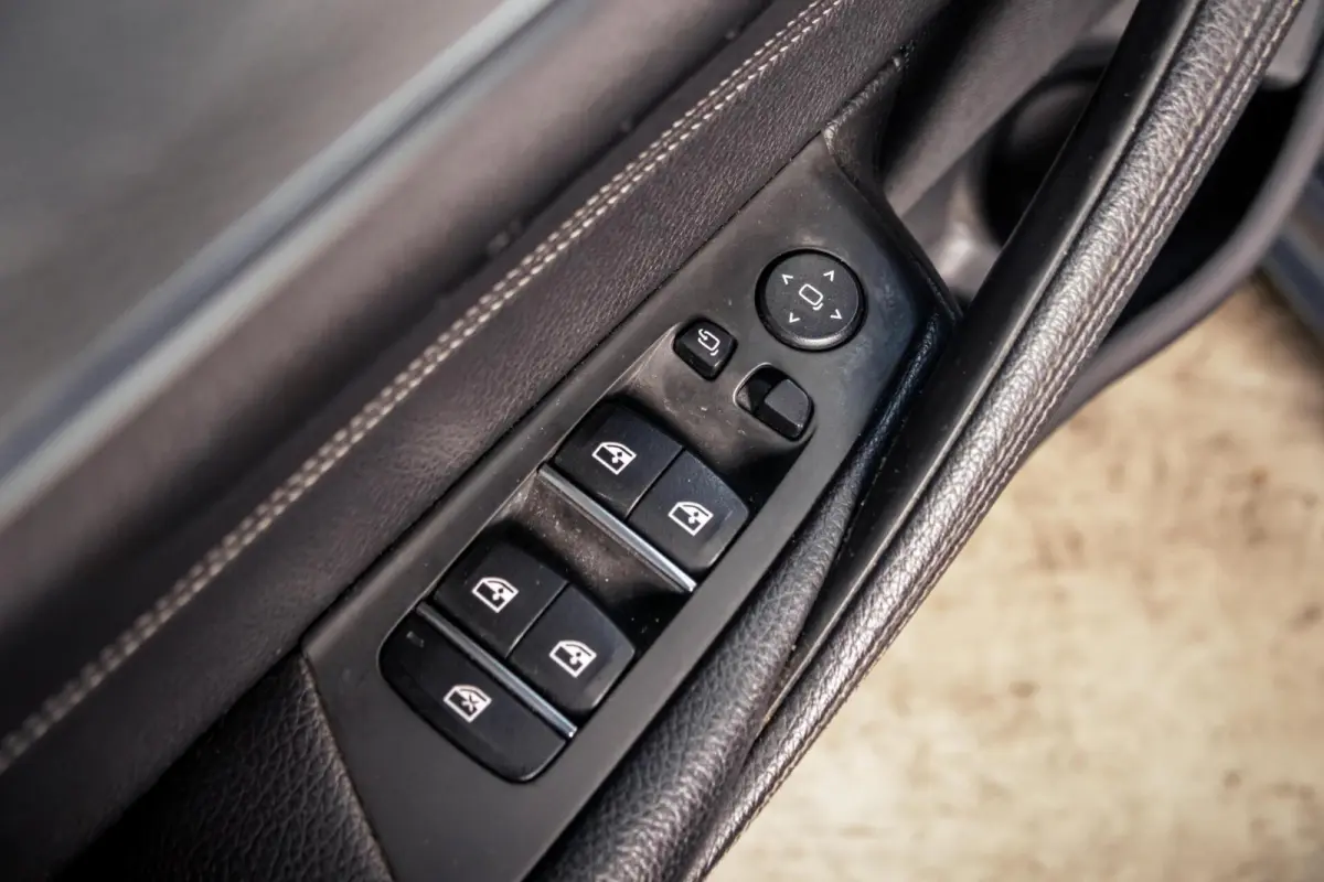 520i M-Sport|Memory|Trekhaak|HiFi|Sfeer|Orig NL|Leder