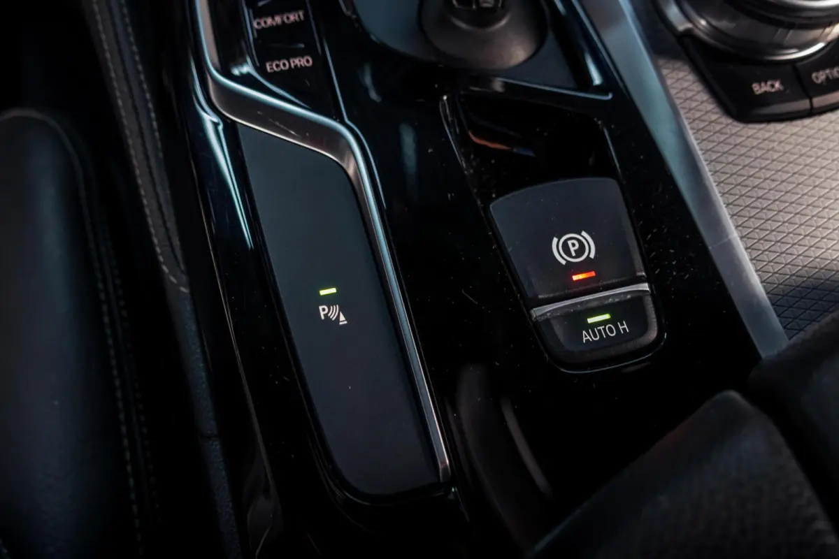 520i M-Sport|Memory|Trekhaak|HiFi|Sfeer|Orig NL|Leder